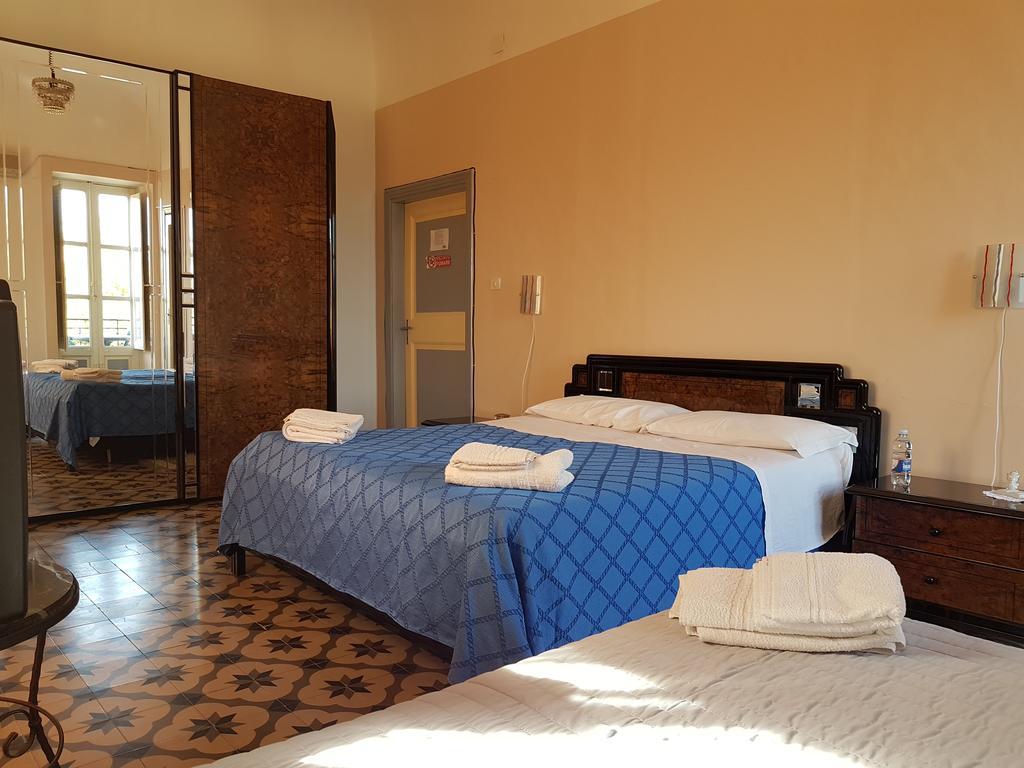 Hotel Il Casale Milazzo Esterno foto
