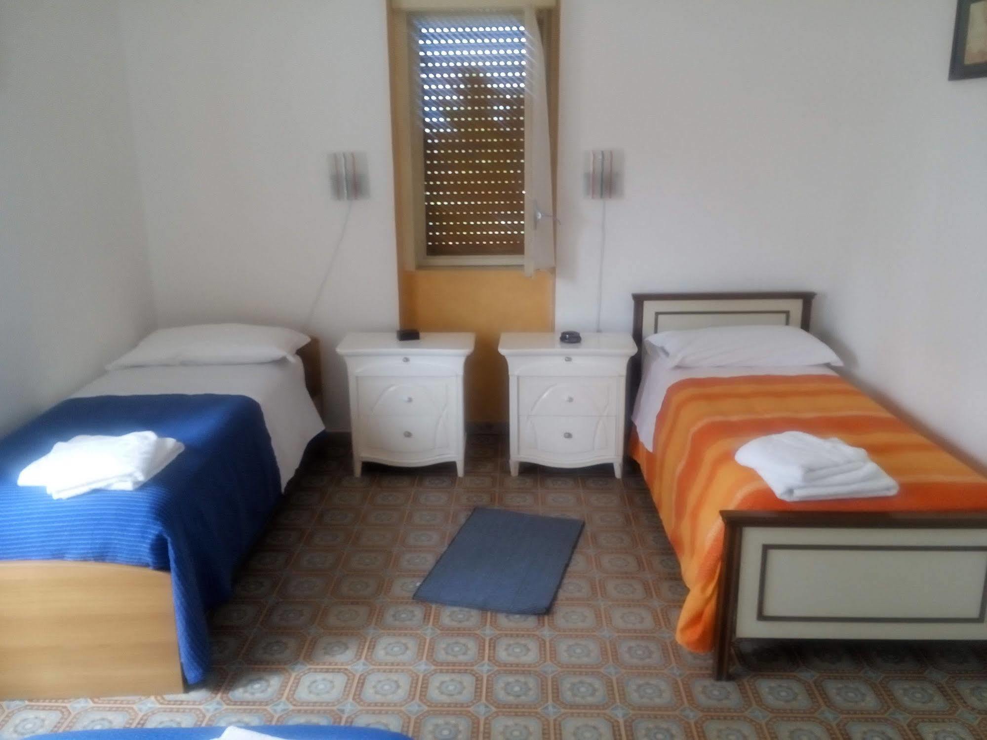 Hotel Il Casale Milazzo Esterno foto